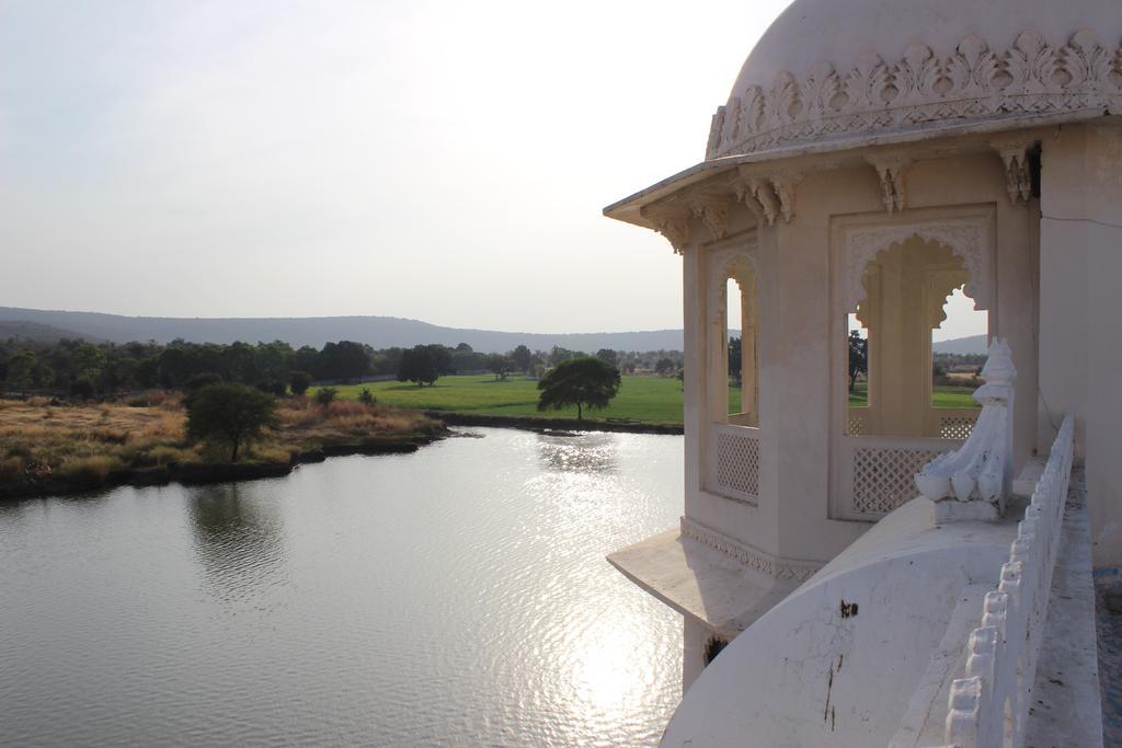Juesta Lake Nahargarh Palace, Chittorgarh Parsoli Екстер'єр фото