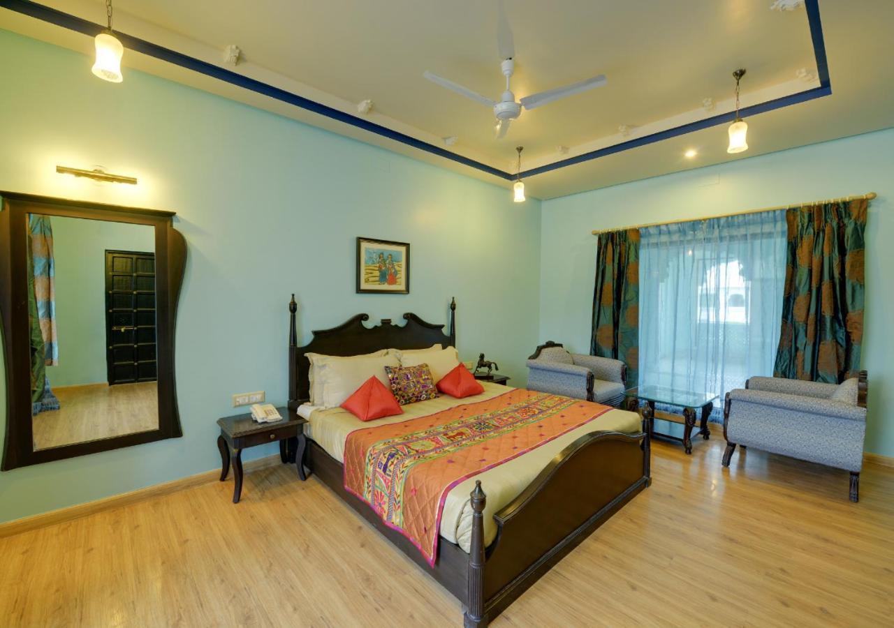 Juesta Lake Nahargarh Palace, Chittorgarh Parsoli Екстер'єр фото